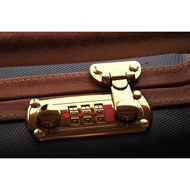 Куфар на италианската фирма Negrini