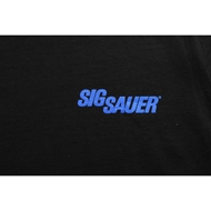Тениска с лого на българската фирма Prohunter